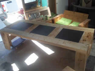 Balkentafel met natuursteen